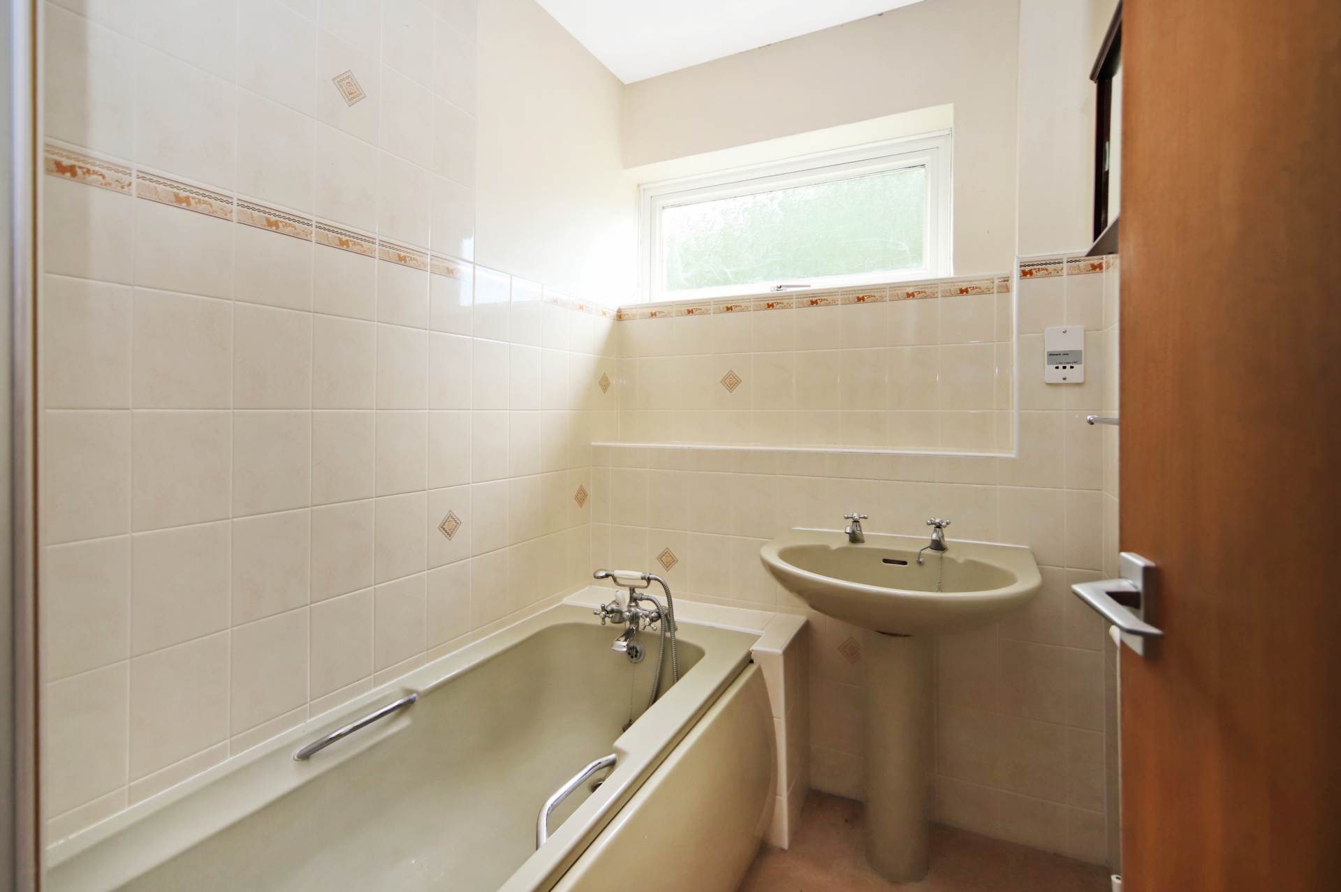 Additional Property Image 4 bedroom Detached for sale in Tring 18