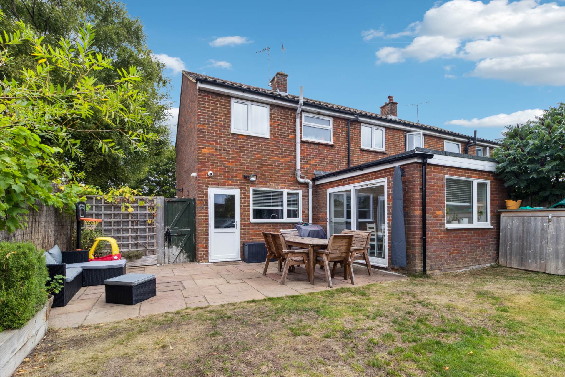 Additional Property Image 4 bedroom Semi Detached for sale in Tring 17