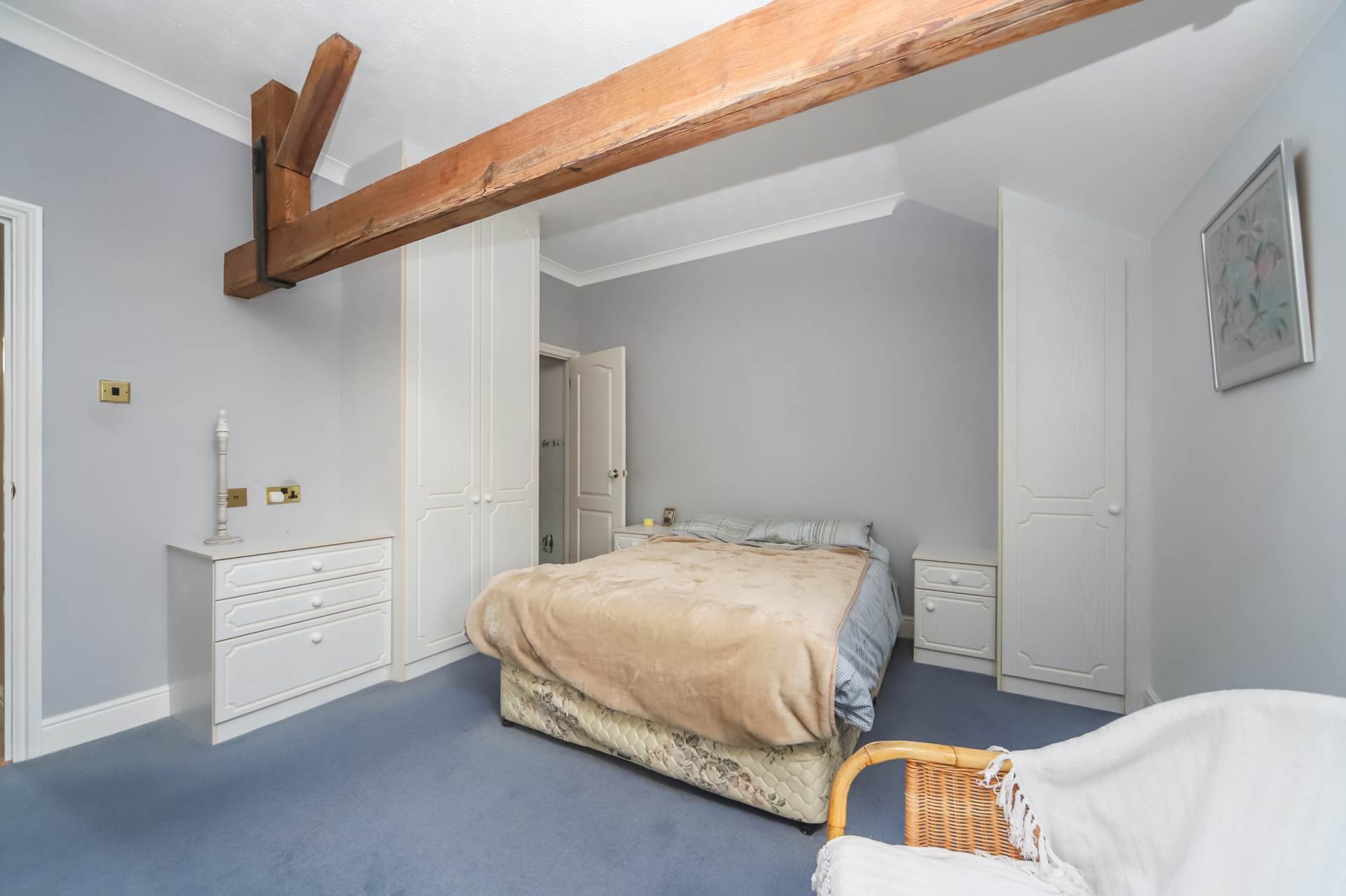 Additional Property Image 2 bedroom Cottage for sale in Tring 9