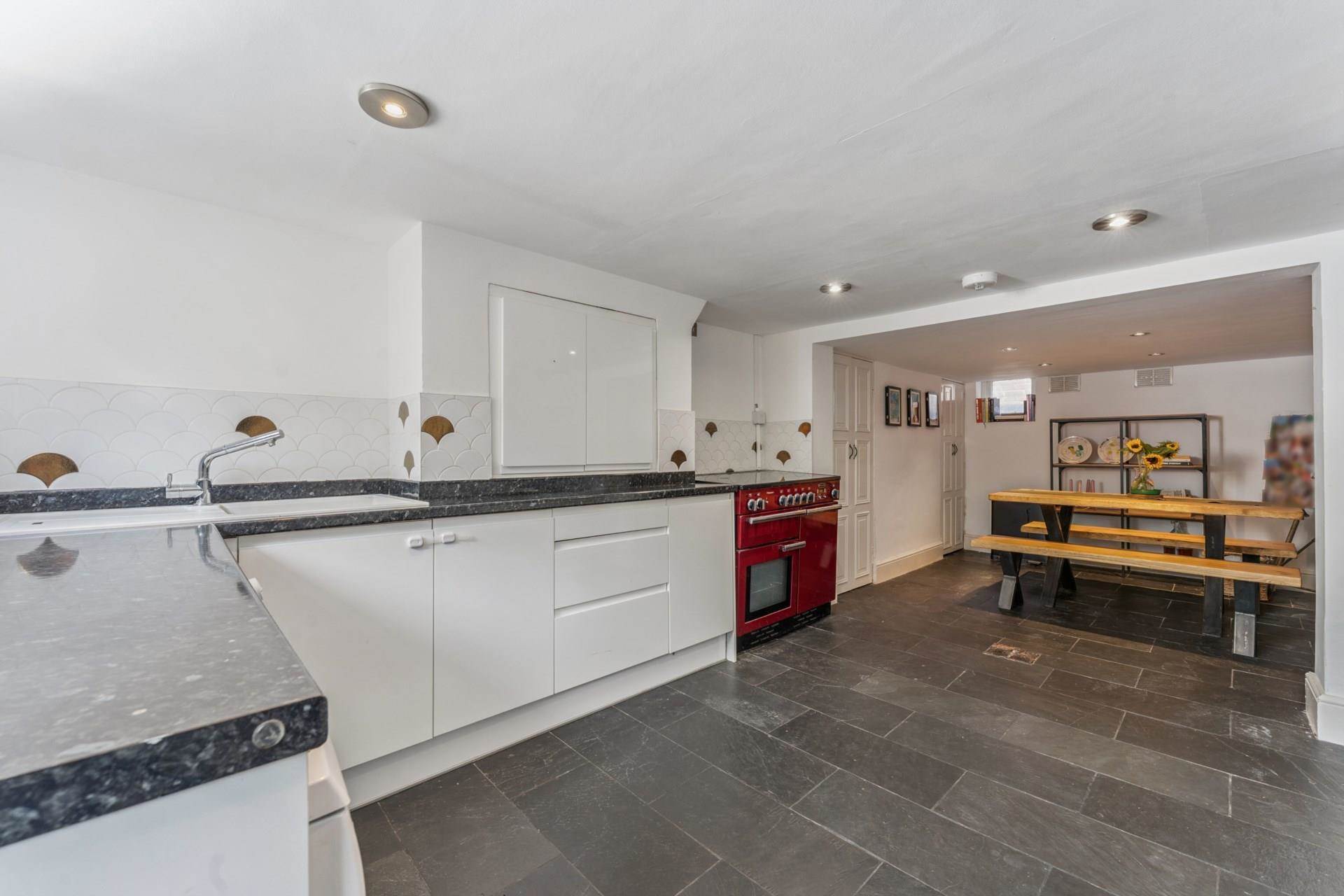Additional Property Image 3 bedroom Terraced for sale in Tring 10