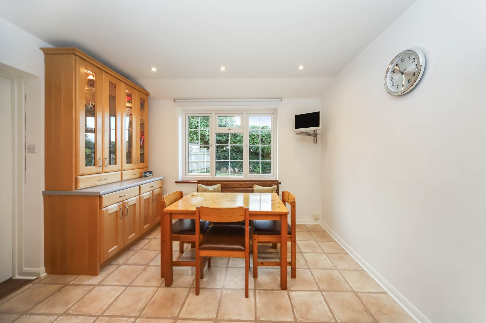 Additional Property Image 4 bedroom Detached for sale in Tring 8