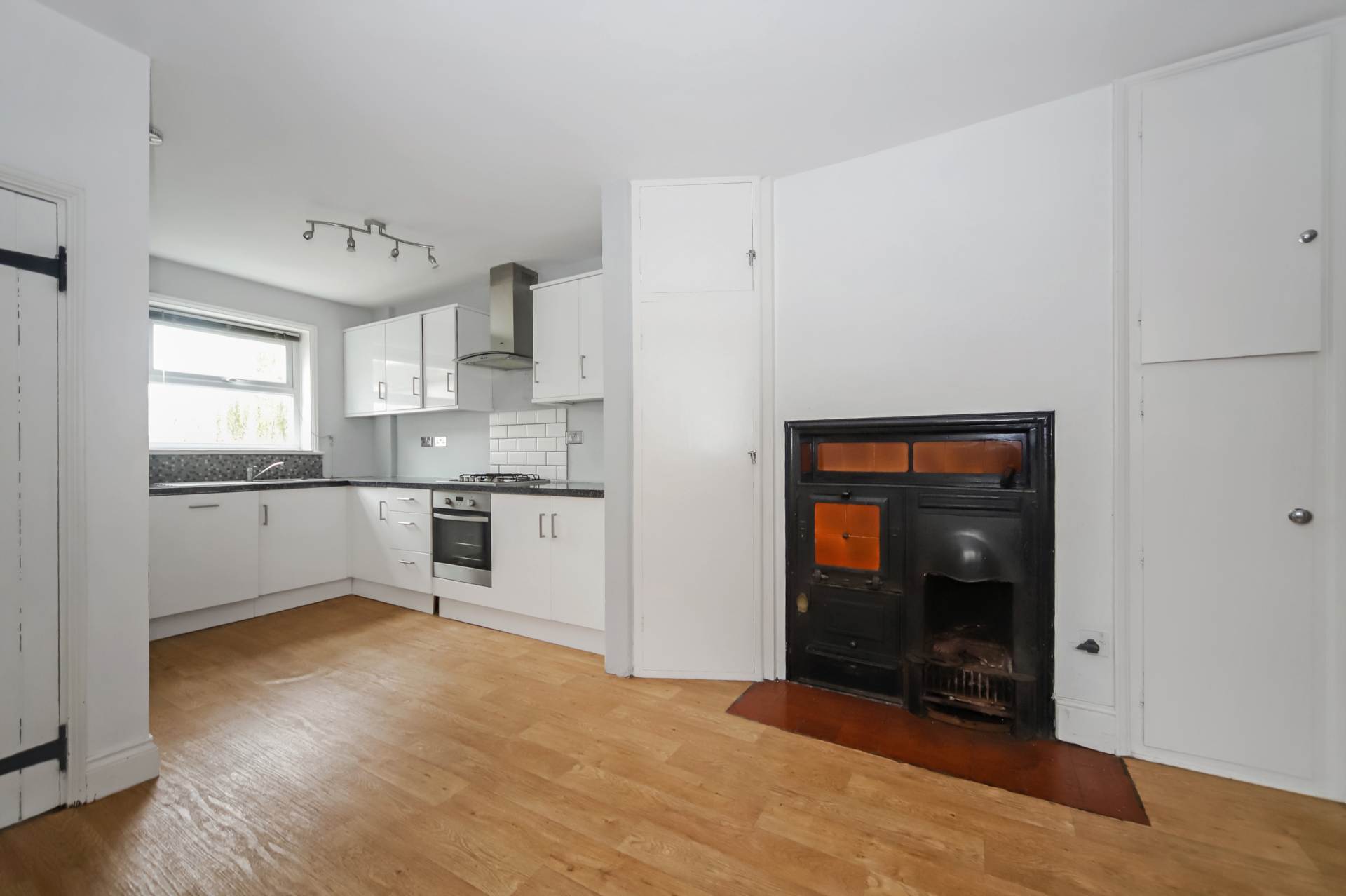 Additional Property Image 4 bedroom Semi Detached for sale in Tring 6