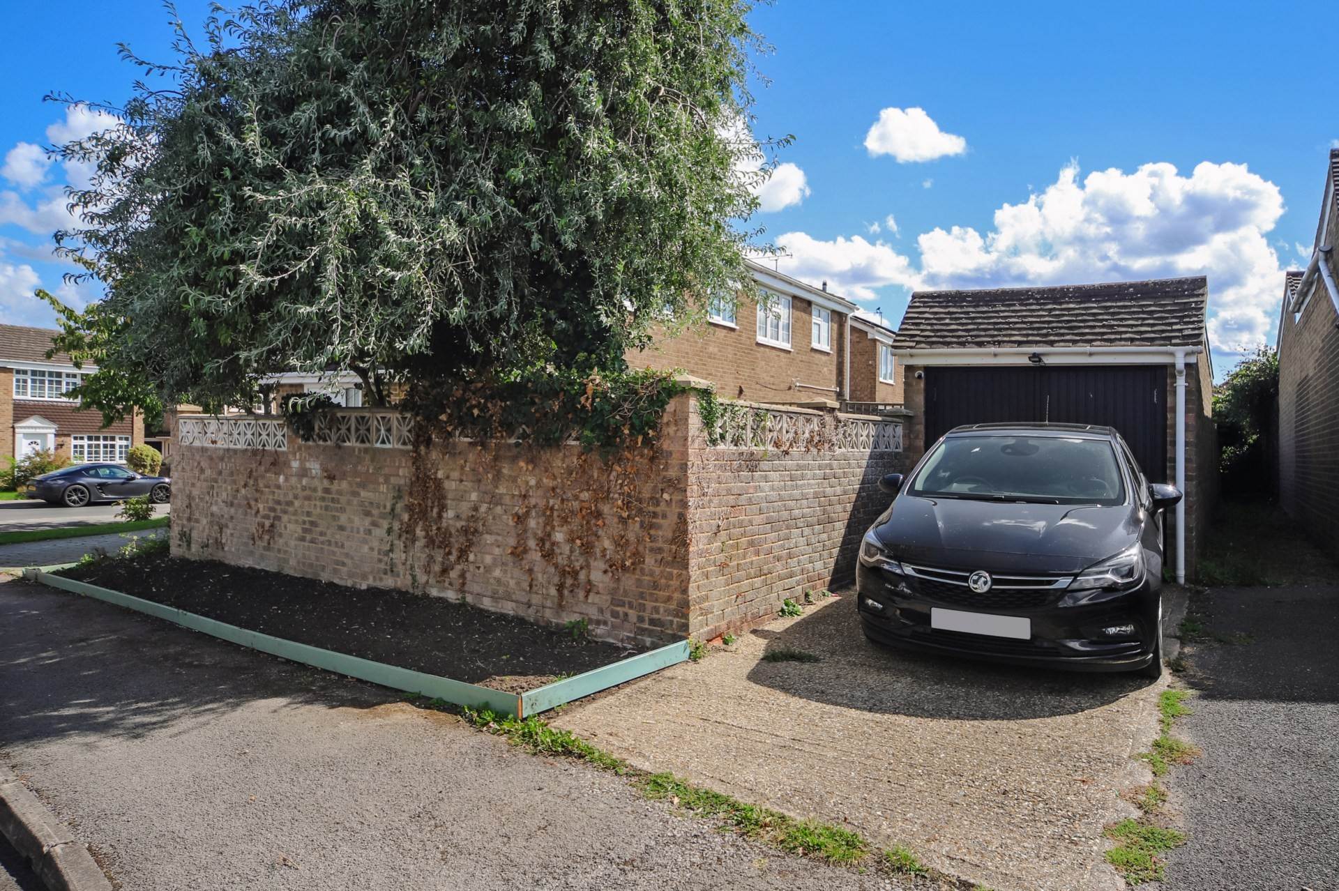 Additional Property Image 3 bedroom Semi Detached for sale in Leighton Buzzard 13