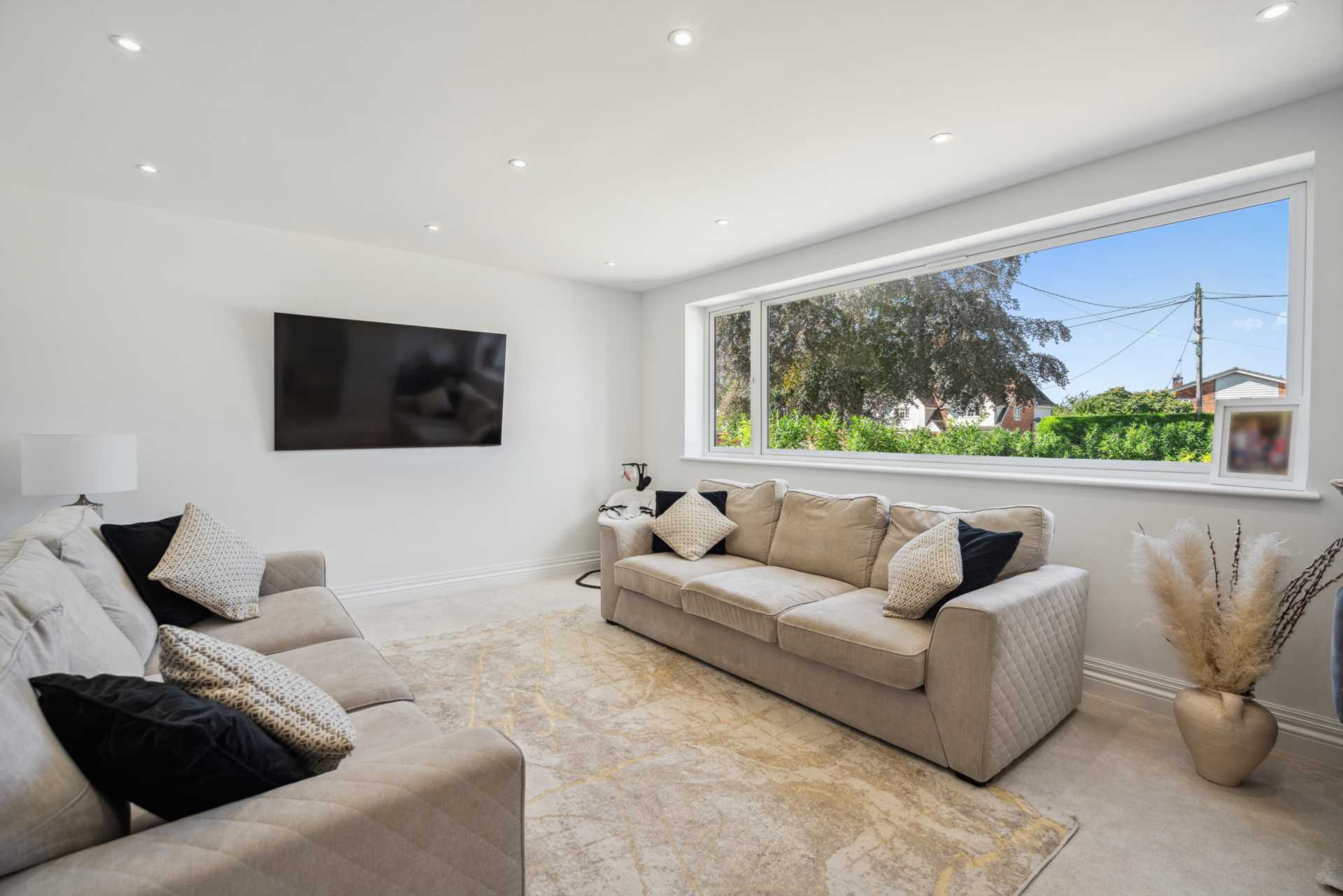 Additional Property Image 6 bedroom Detached to rent in Aylesbury 4