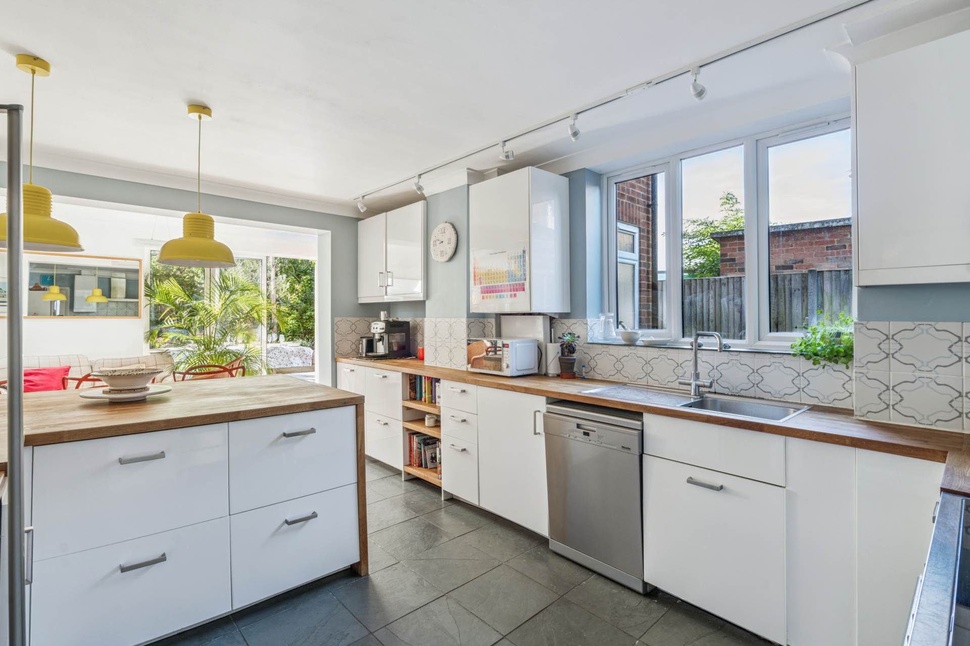 Additional Property Image 4 bedroom Semi Detached for sale in Tring 12