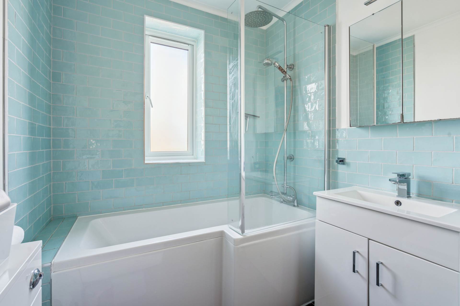 Additional Property Image 4 bedroom Semi Detached for sale in Tring 18