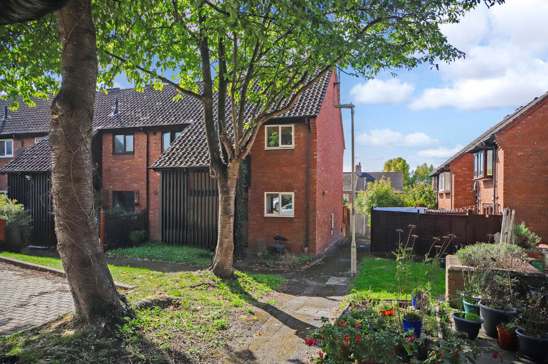 2 bedroom House to rent in Tring