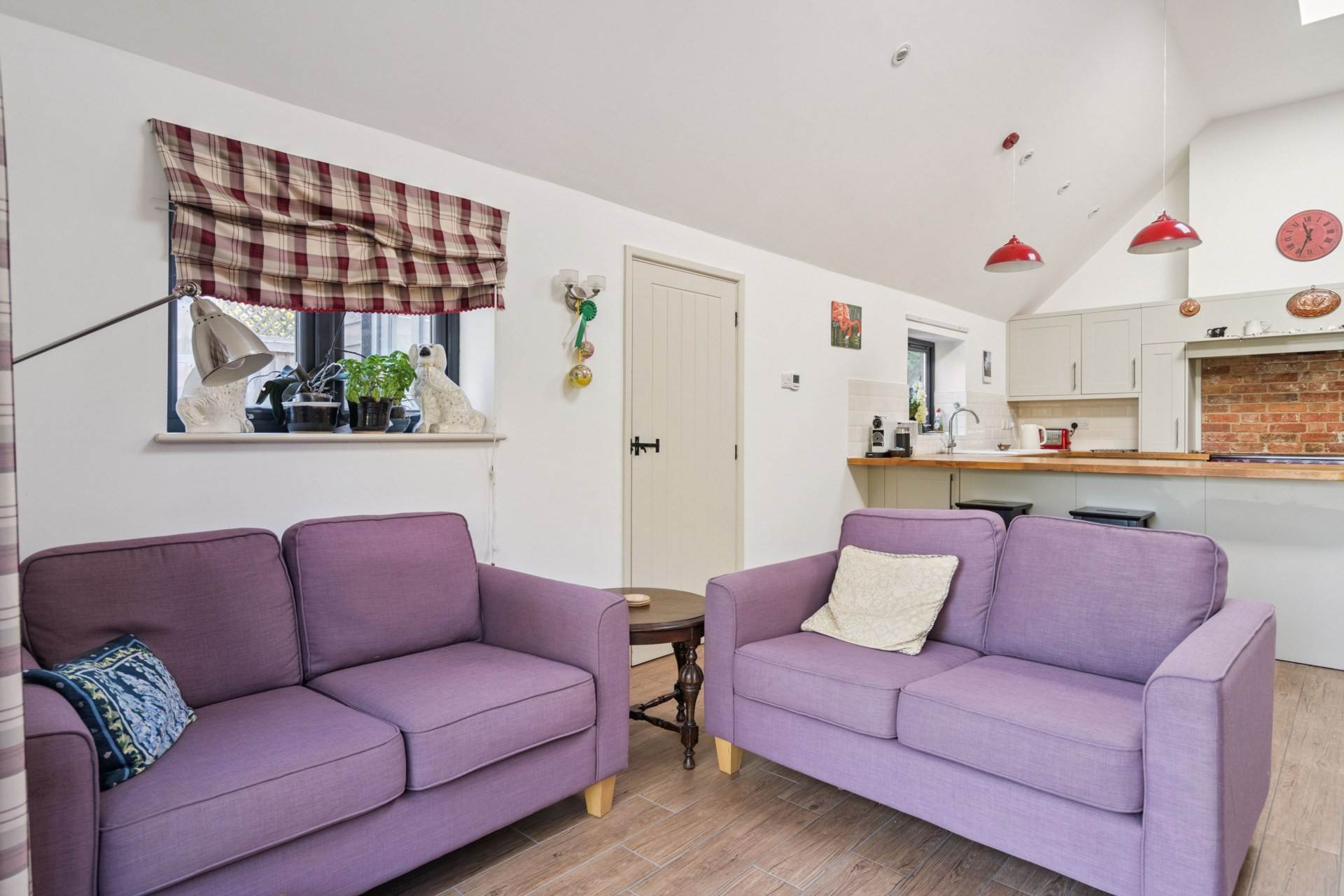 Additional Property Image 3 bedroom Detached for sale in Aylesbury 12