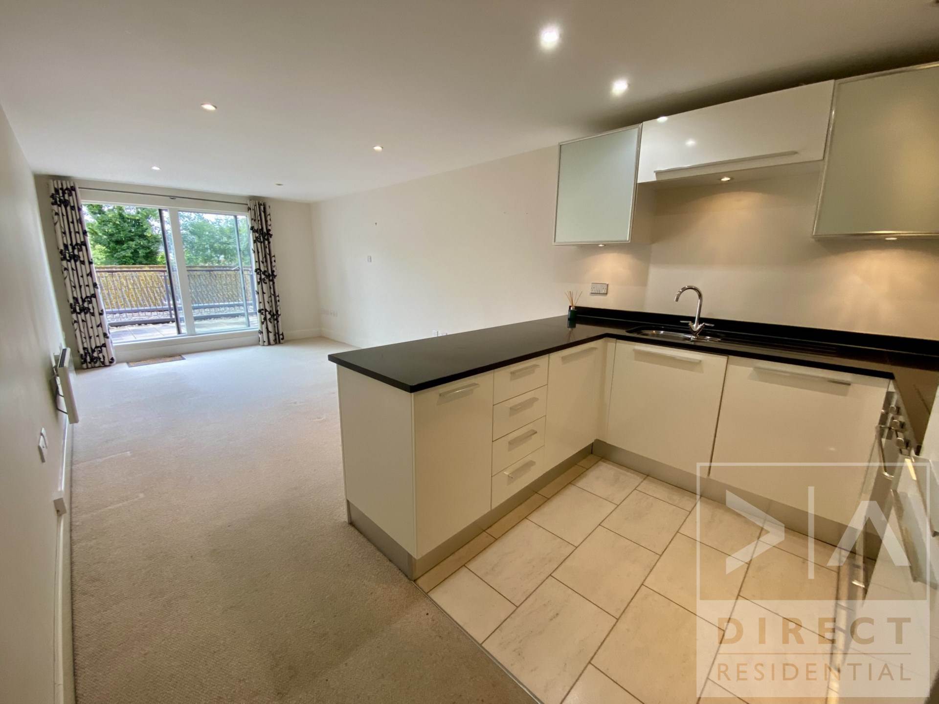 Additional Property Image 2 bedroom Apartment to rent in Epsom 3
