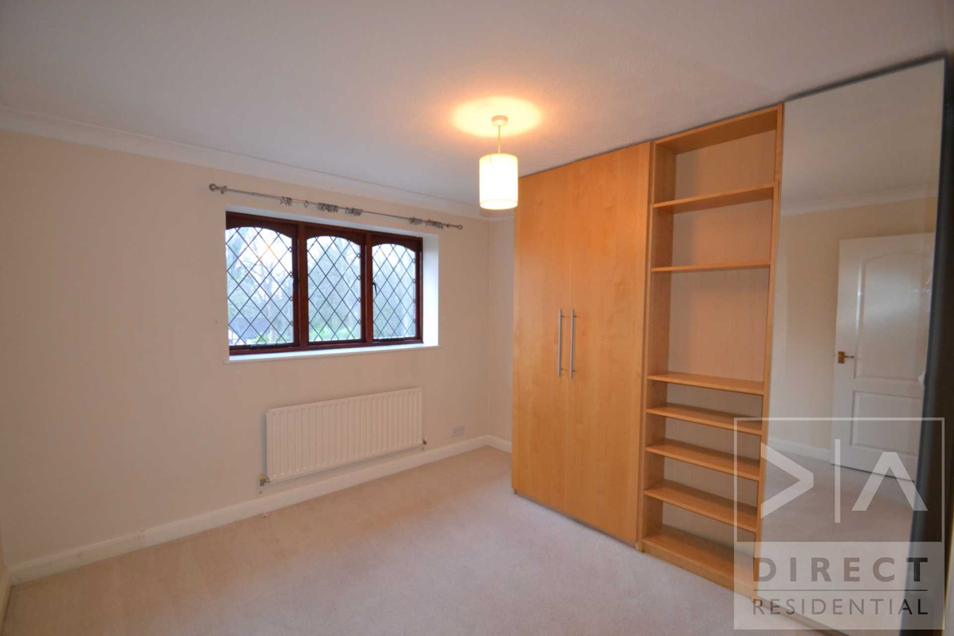 Additional Property Image 4 bedroom Detached to rent in Banstead 8