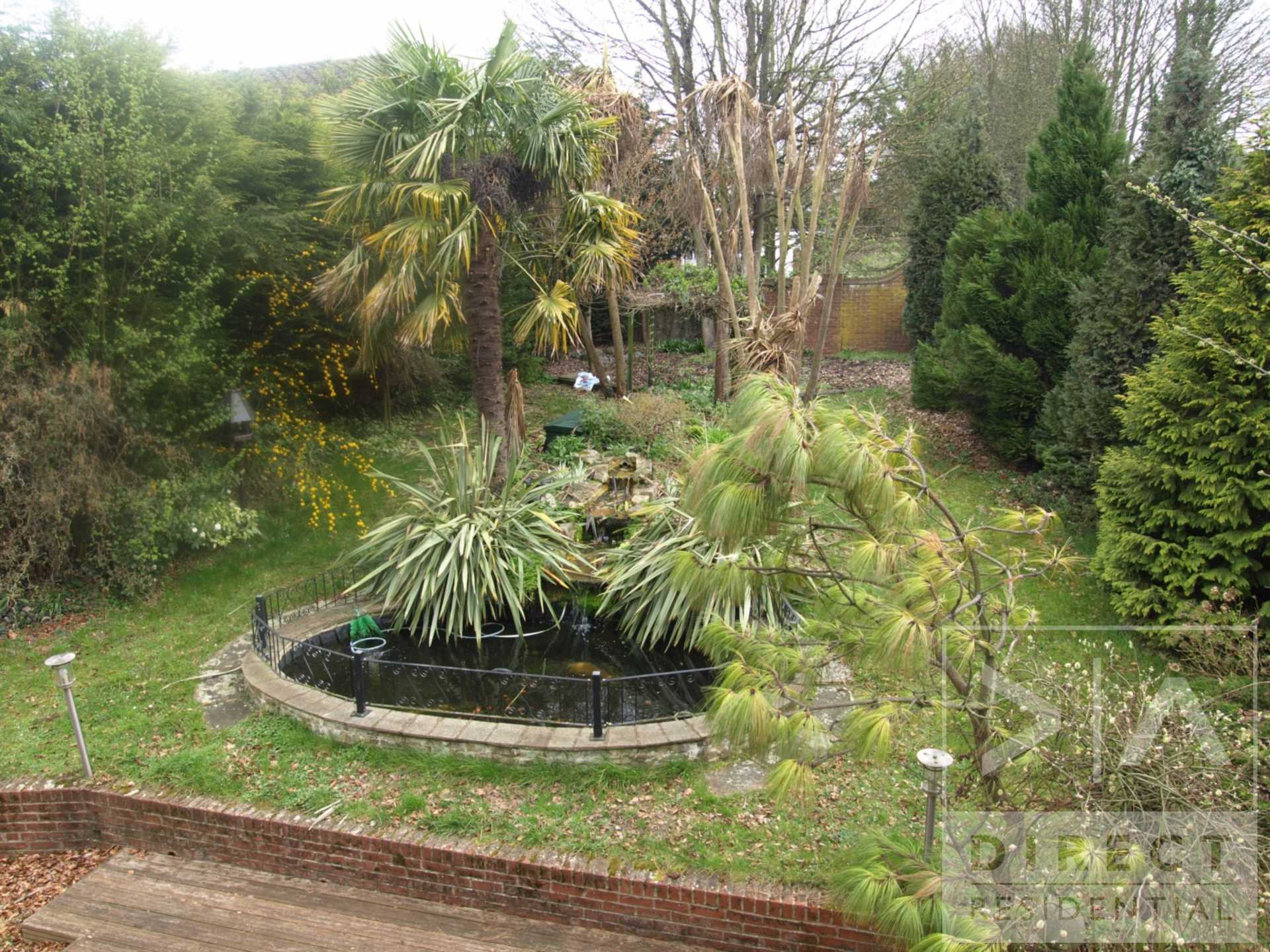 Additional Property Image 4 bedroom Detached to rent in Banstead 9