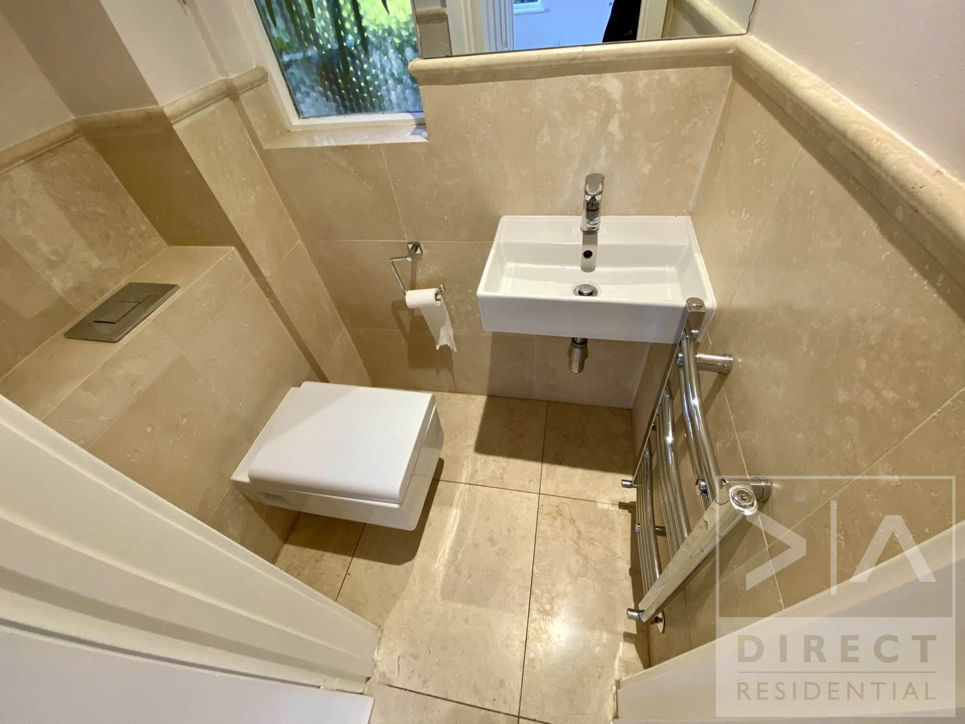 Additional Property Image 5 bedroom Detached to rent in Epsom 8