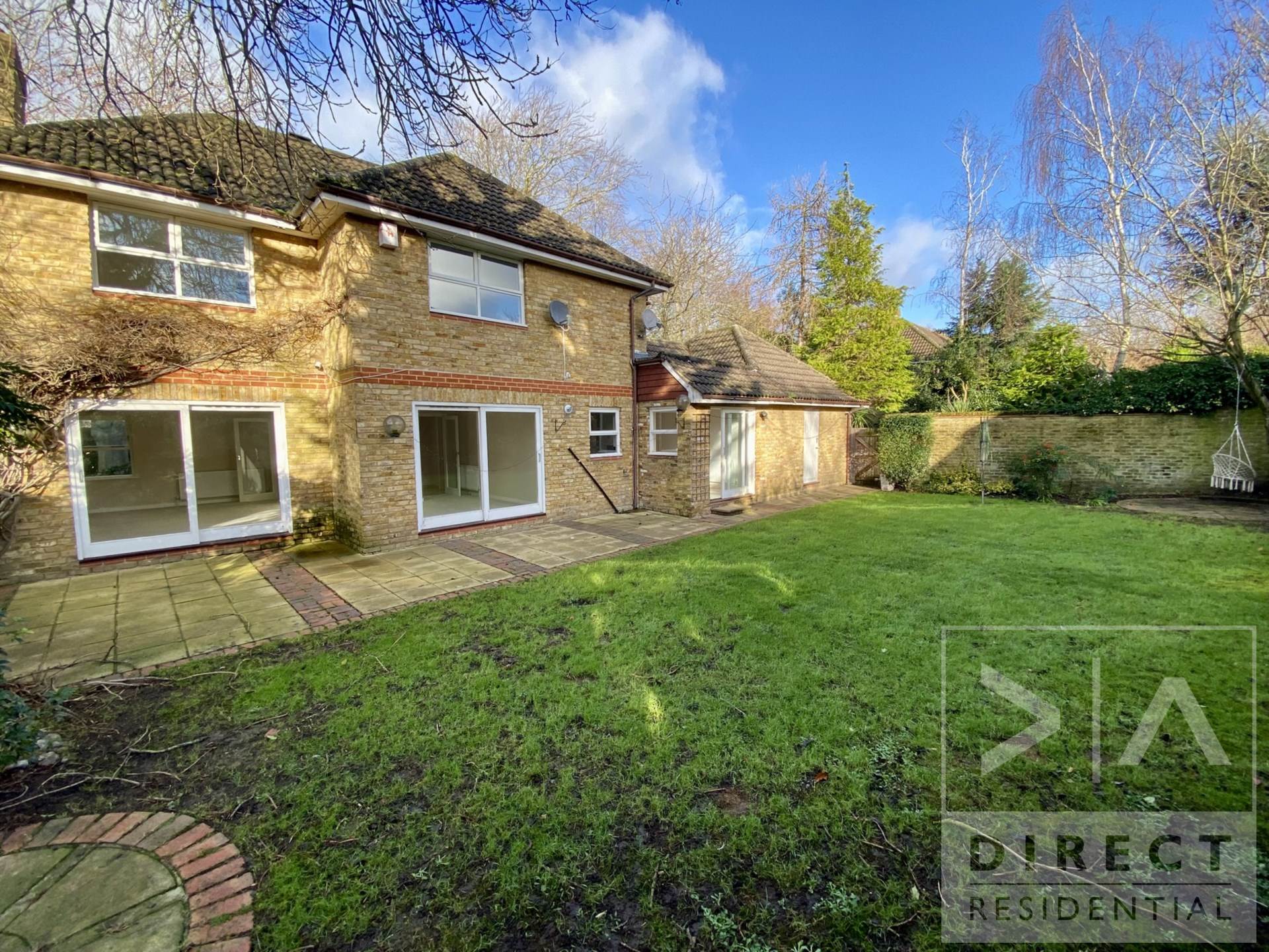 Additional Property Image 5 bedroom Detached to rent in Epsom 13