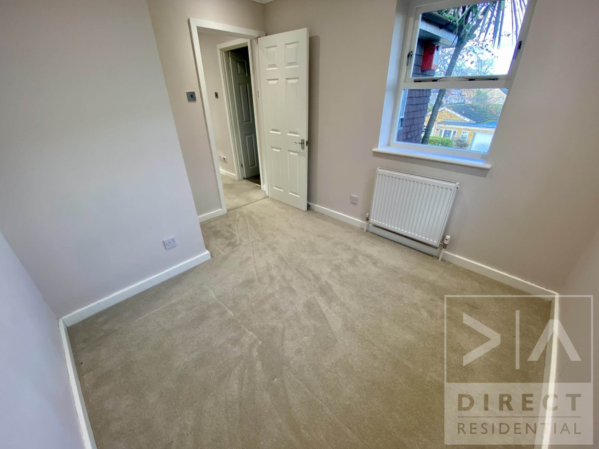 Additional Property Image 5 bedroom Detached to rent in Epsom 21
