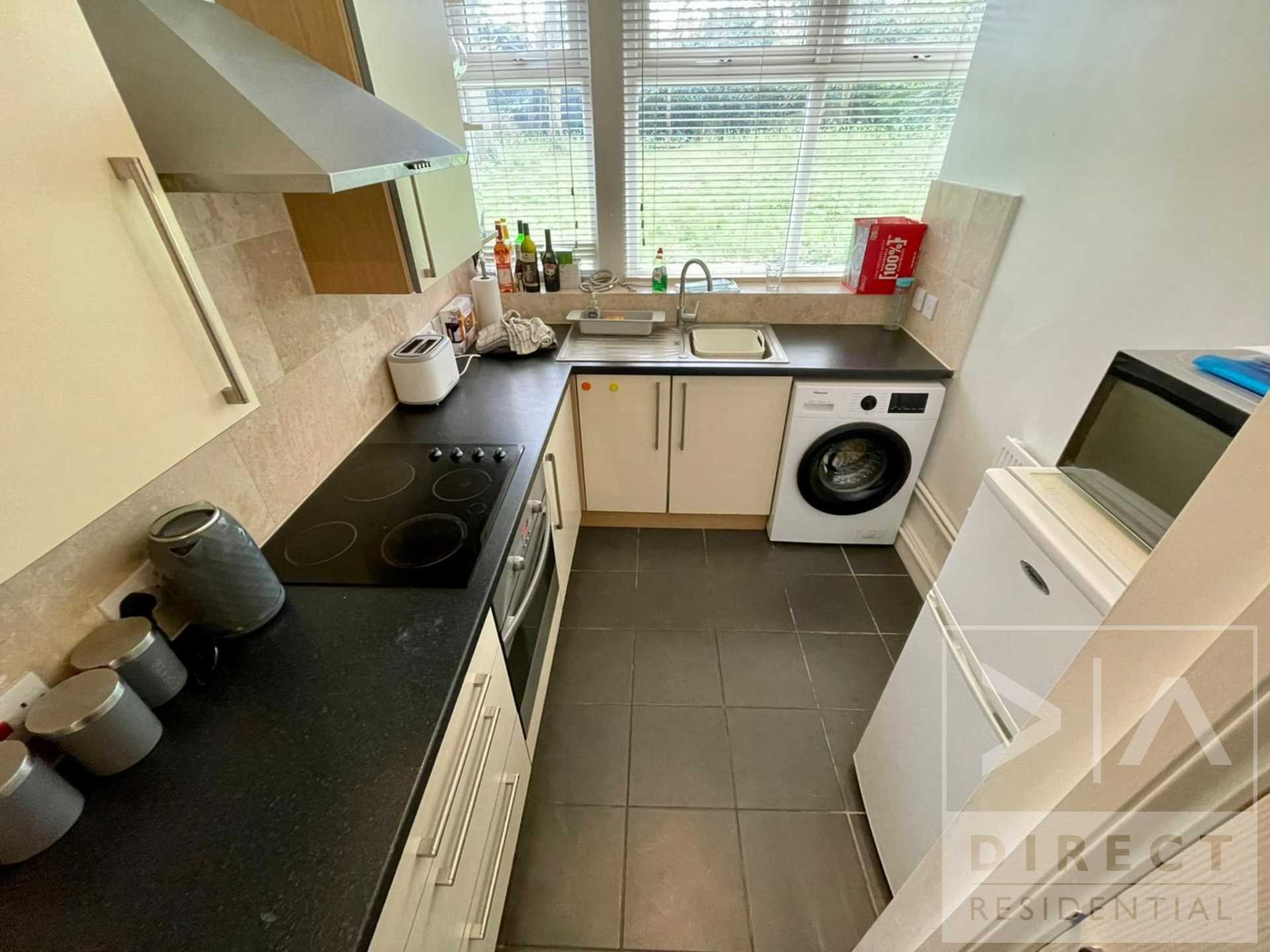 Additional Property Image 1 bedroom Apartment to rent in Epsom 2