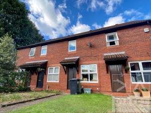 2 bedroom Terraced to rent in Epsom