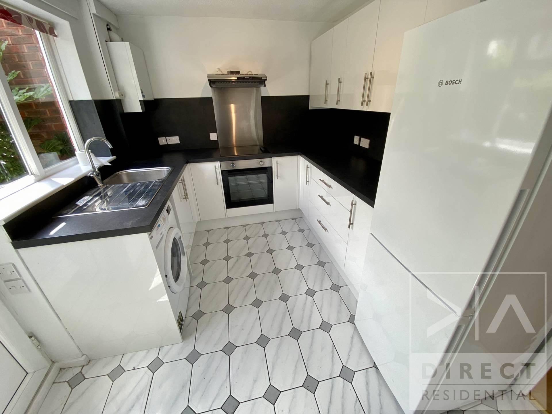 Additional Property Image 2 bedroom Terraced to rent in Epsom 5