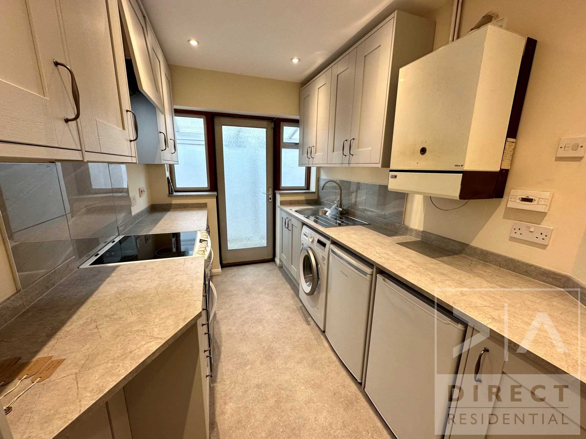 Additional Property Image 3 bedroom Bungalow to rent in Ashtead 4