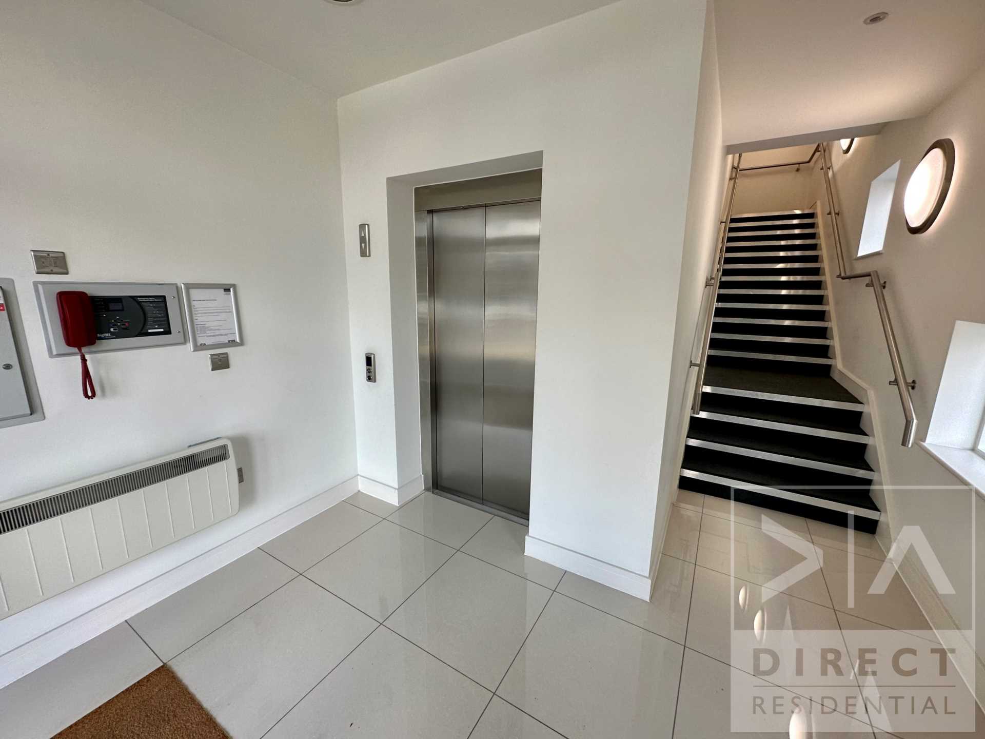 Additional Property Image 2 bedroom Apartment to rent in Ashtead 2