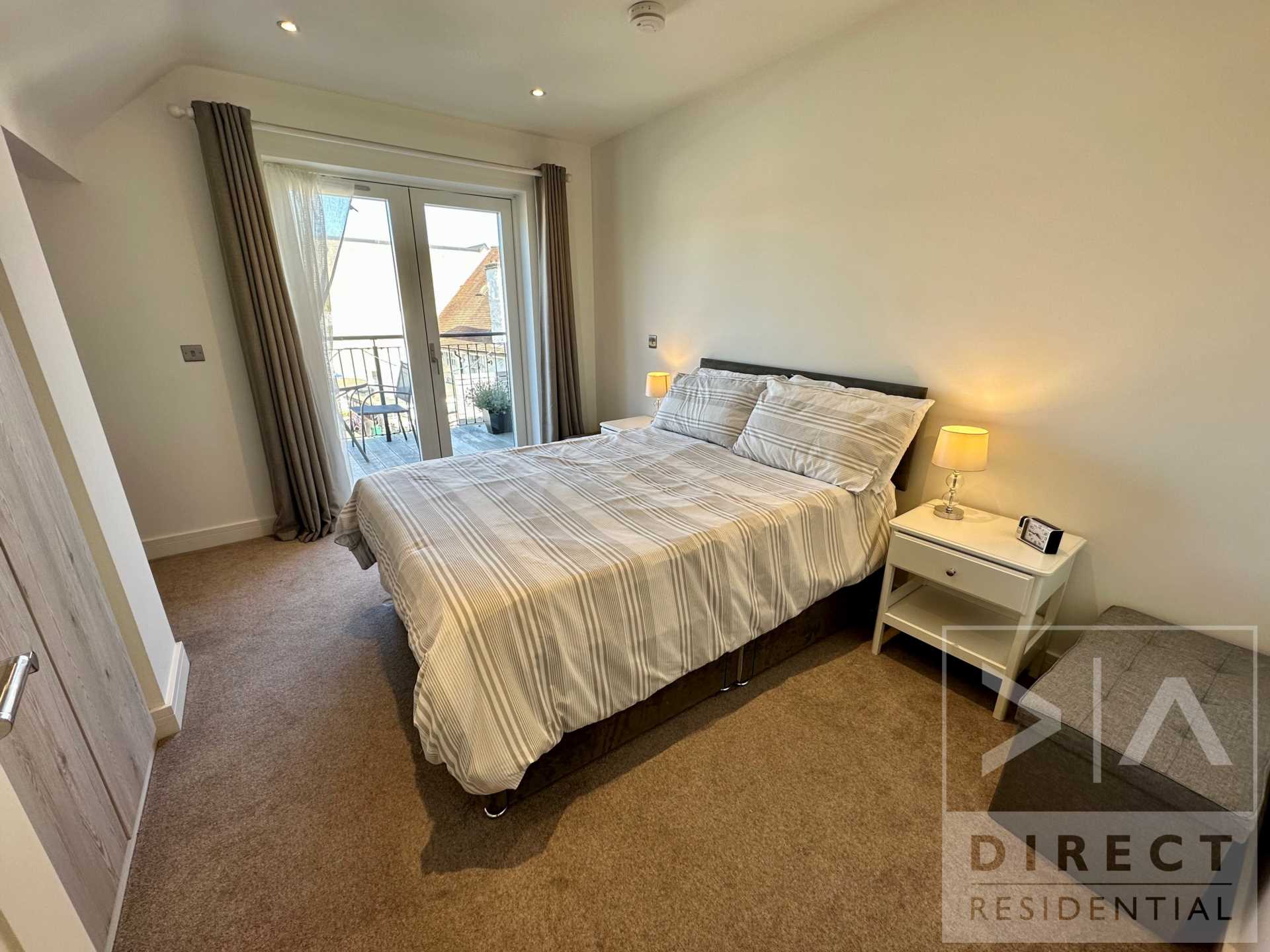 Additional Property Image 2 bedroom Apartment to rent in Ashtead 13