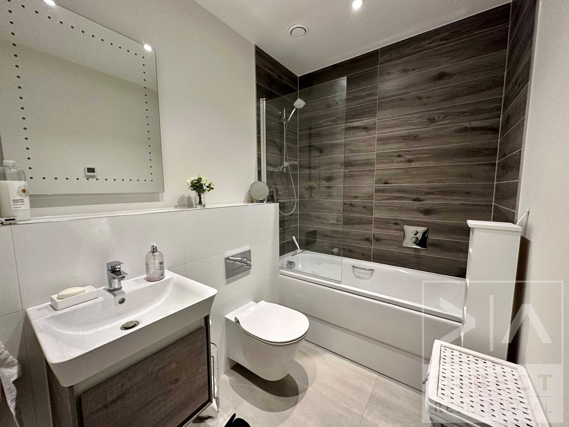 Additional Property Image 2 bedroom Apartment to rent in Ashtead 14