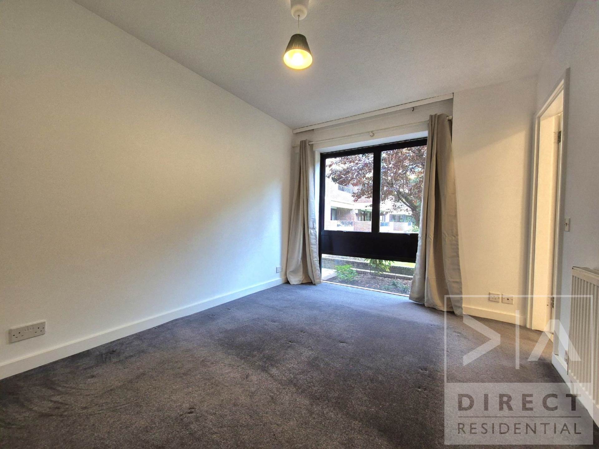 Additional Property Image 2 bedroom Apartment to rent in Epsom 7