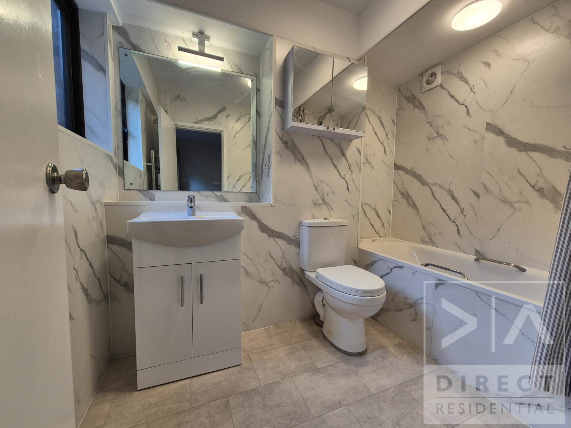 Additional Property Image 2 bedroom Apartment to rent in Epsom 9