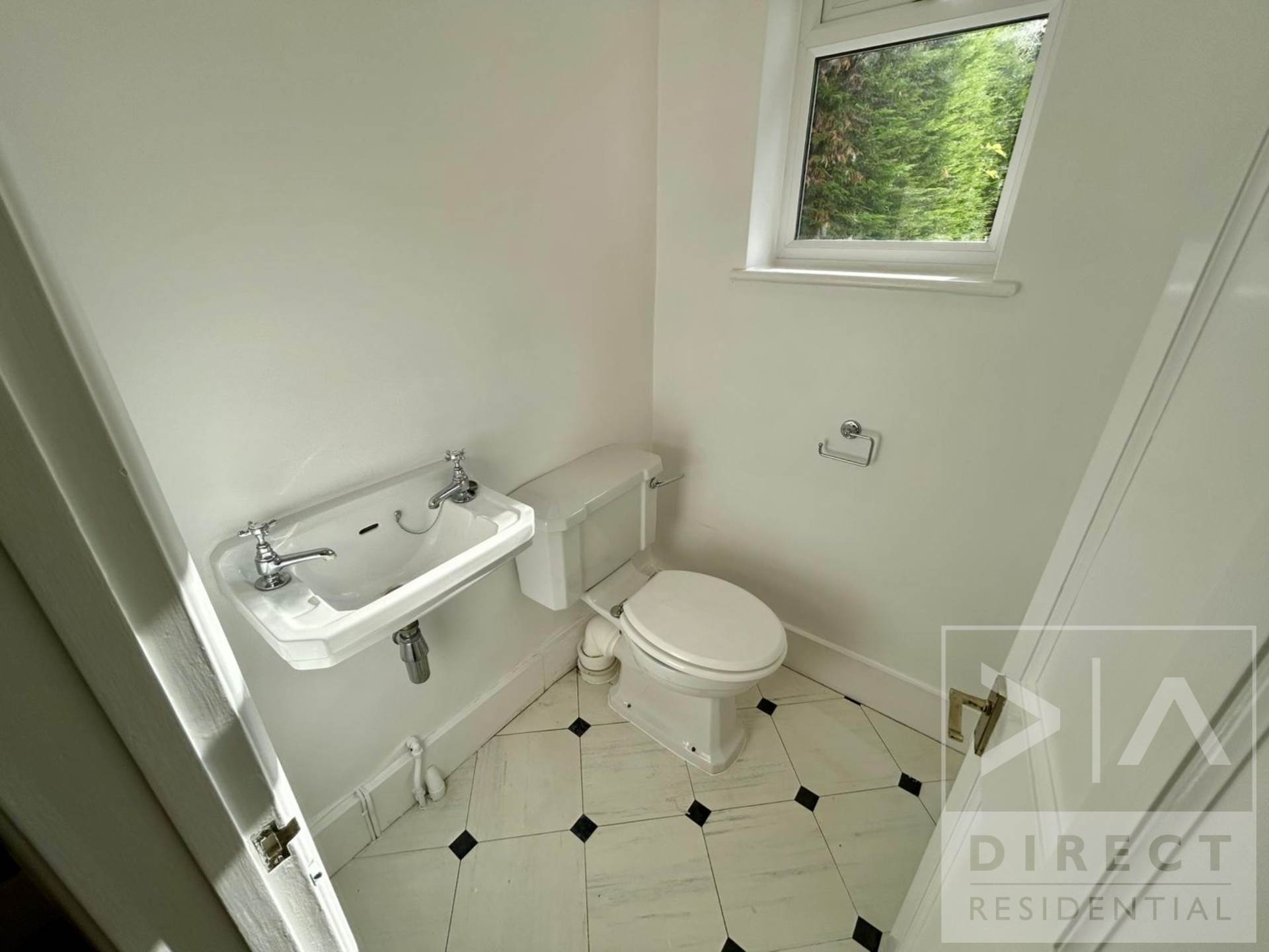 Additional Property Image 4 bedroom Semi Detached to rent in Coulsdon 9