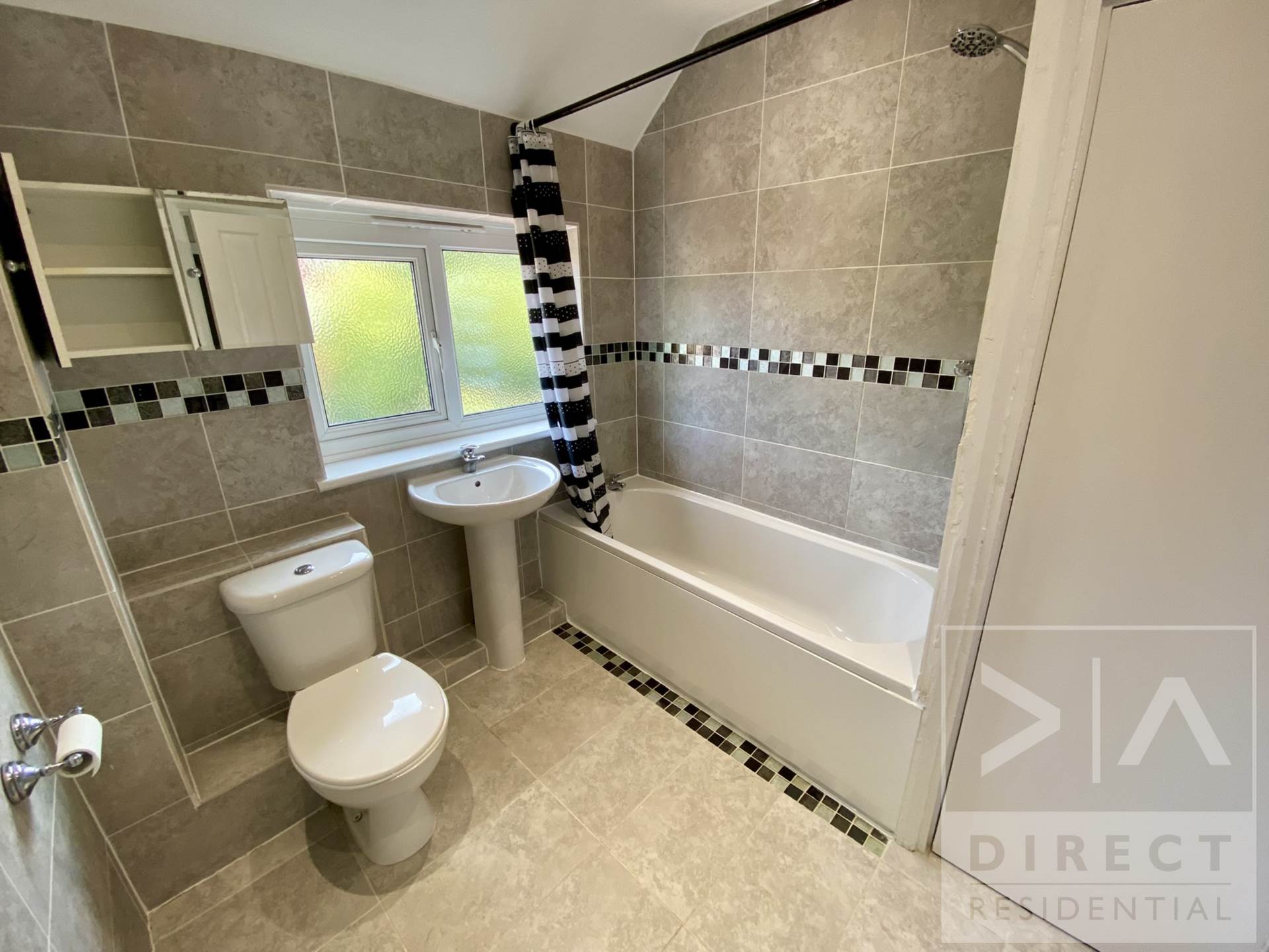 Additional Property Image 3 bedroom Semi Detached to rent in Epsom 10