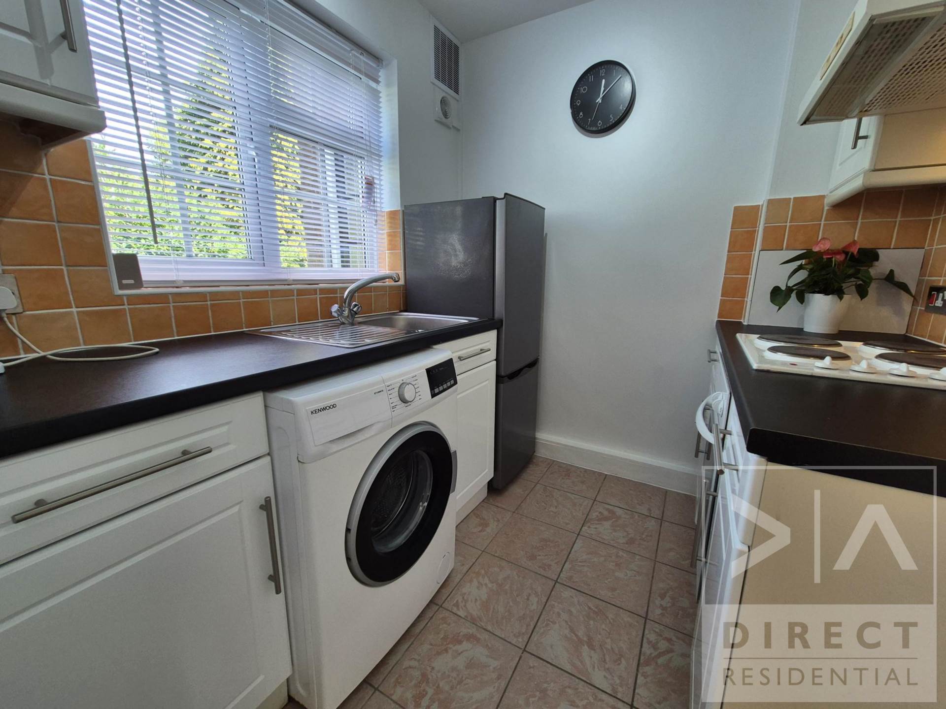 Additional Property Image 1 bedroom Flat to rent in Epsom 5