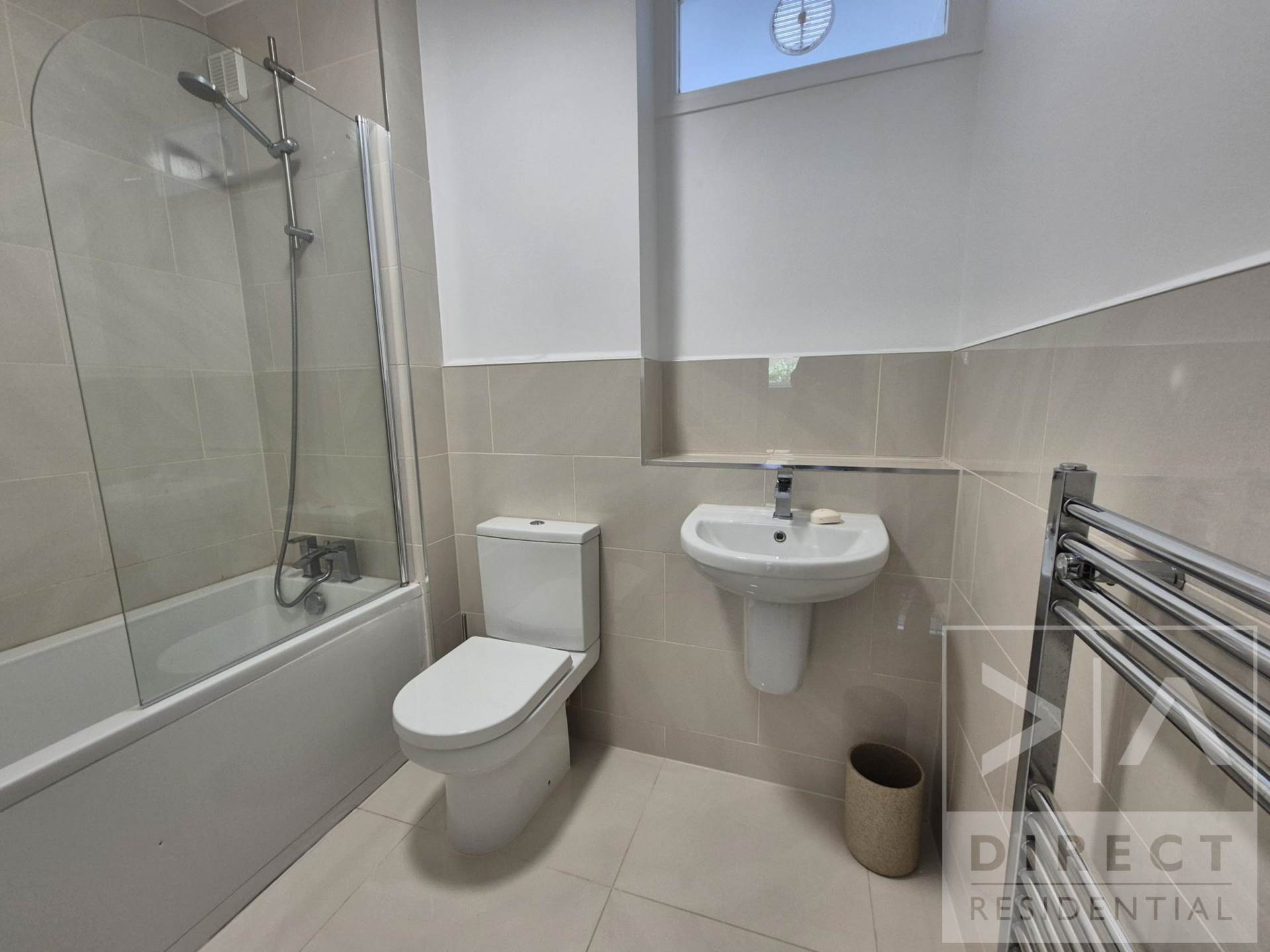 Additional Property Image 3 bedroom Apartment to rent in Epsom 7