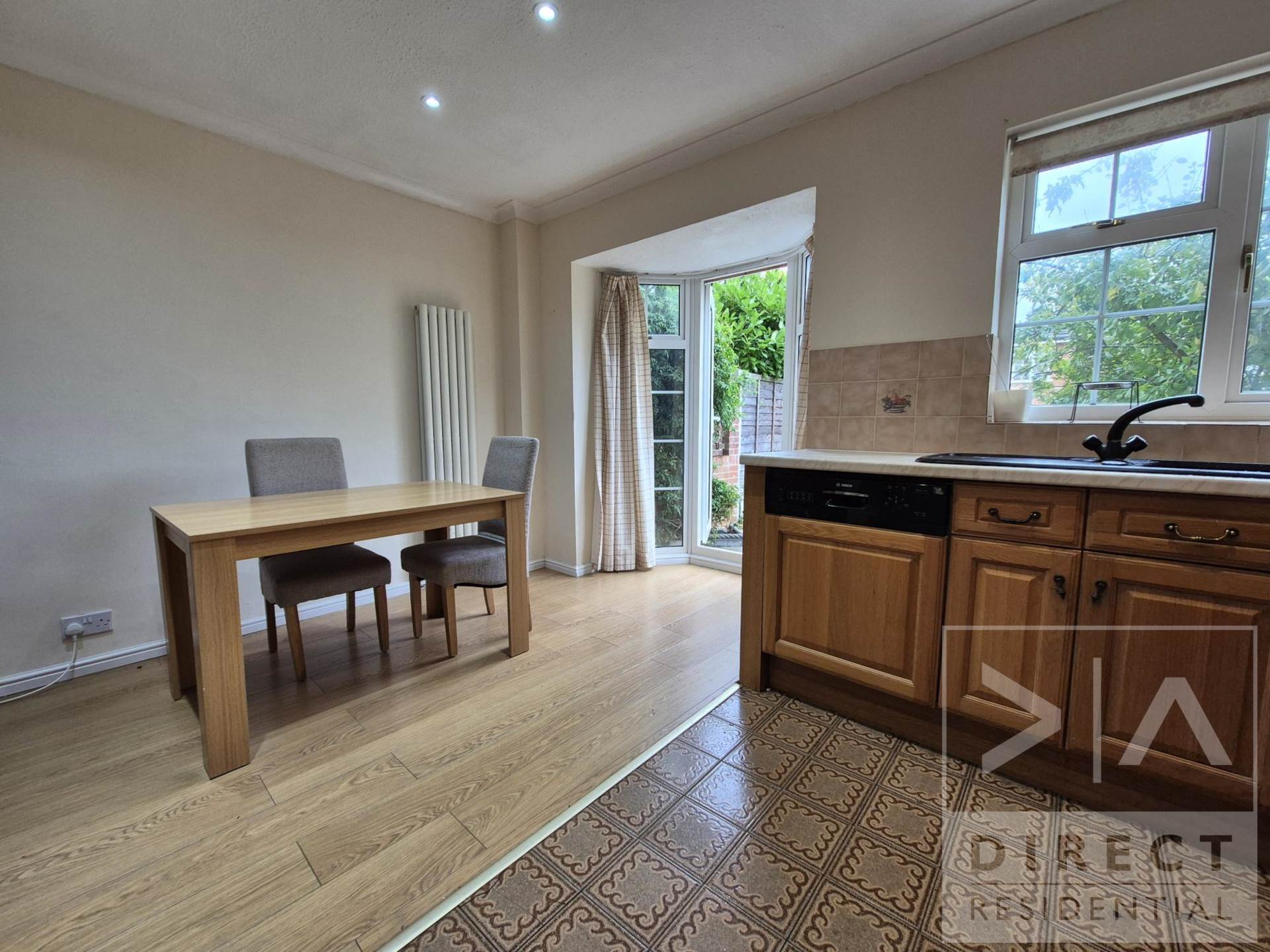 Additional Property Image 3 bedroom Town House to rent in Sutton 5