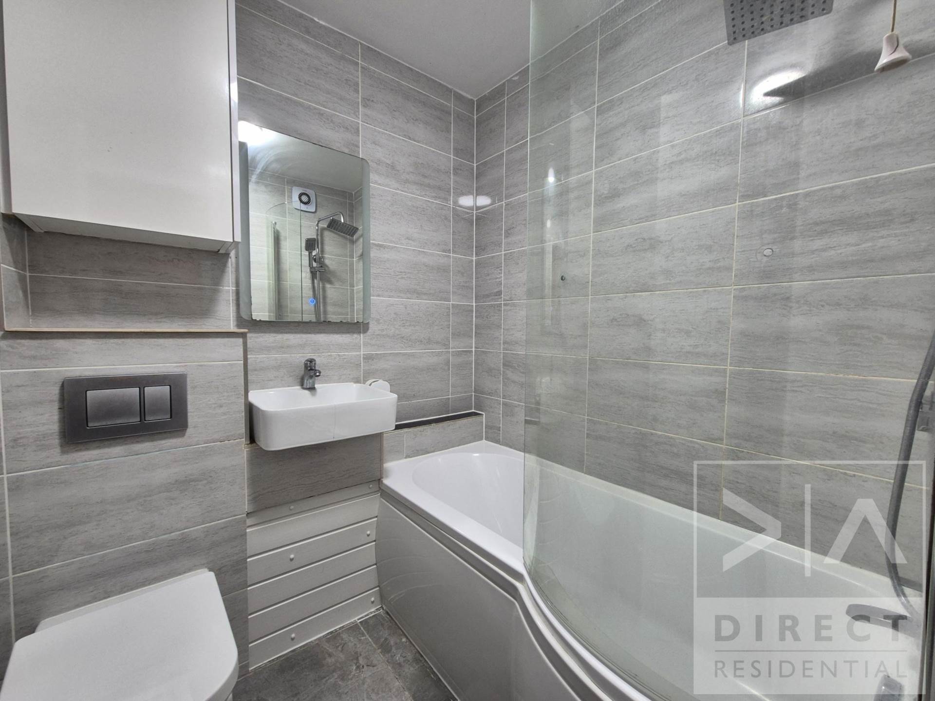 Additional Property Image 3 bedroom Town House to rent in Sutton 10