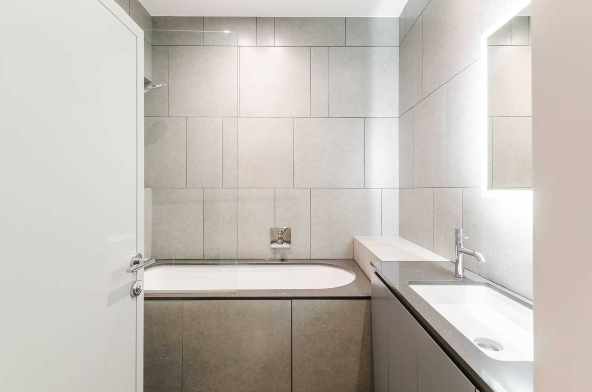 Additional Property Image 2 bedroom Flat to rent in London 7