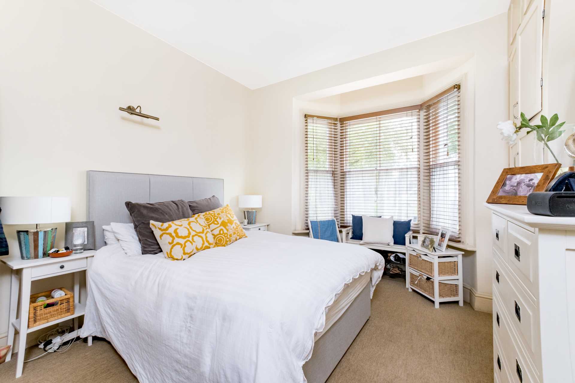 Additional Property Image 2 bedroom Flat to rent in London 9