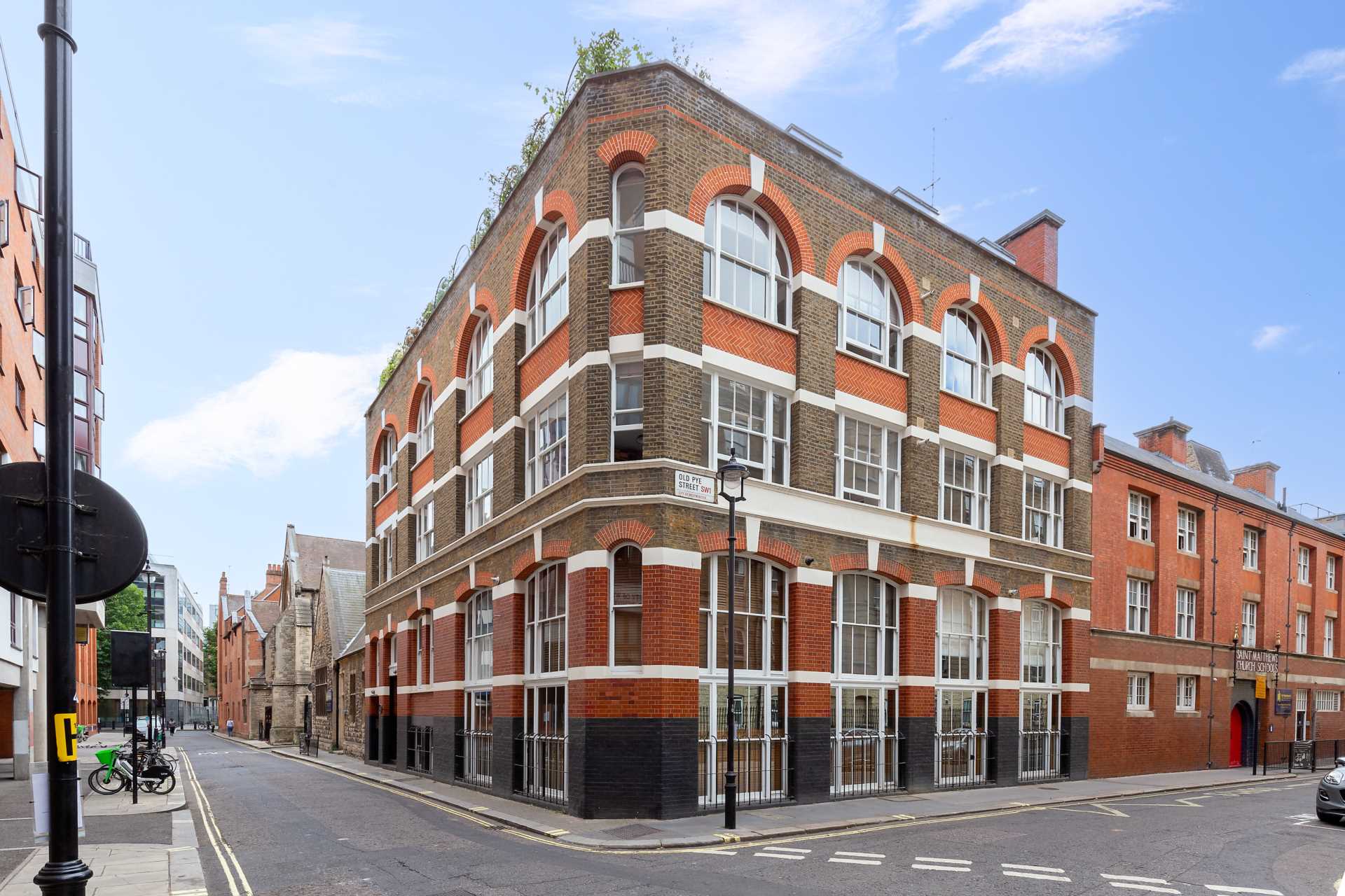 Additional Property Image 2 bedroom Flat to rent in London 11