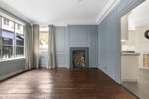 4 bedroom House to rent in London