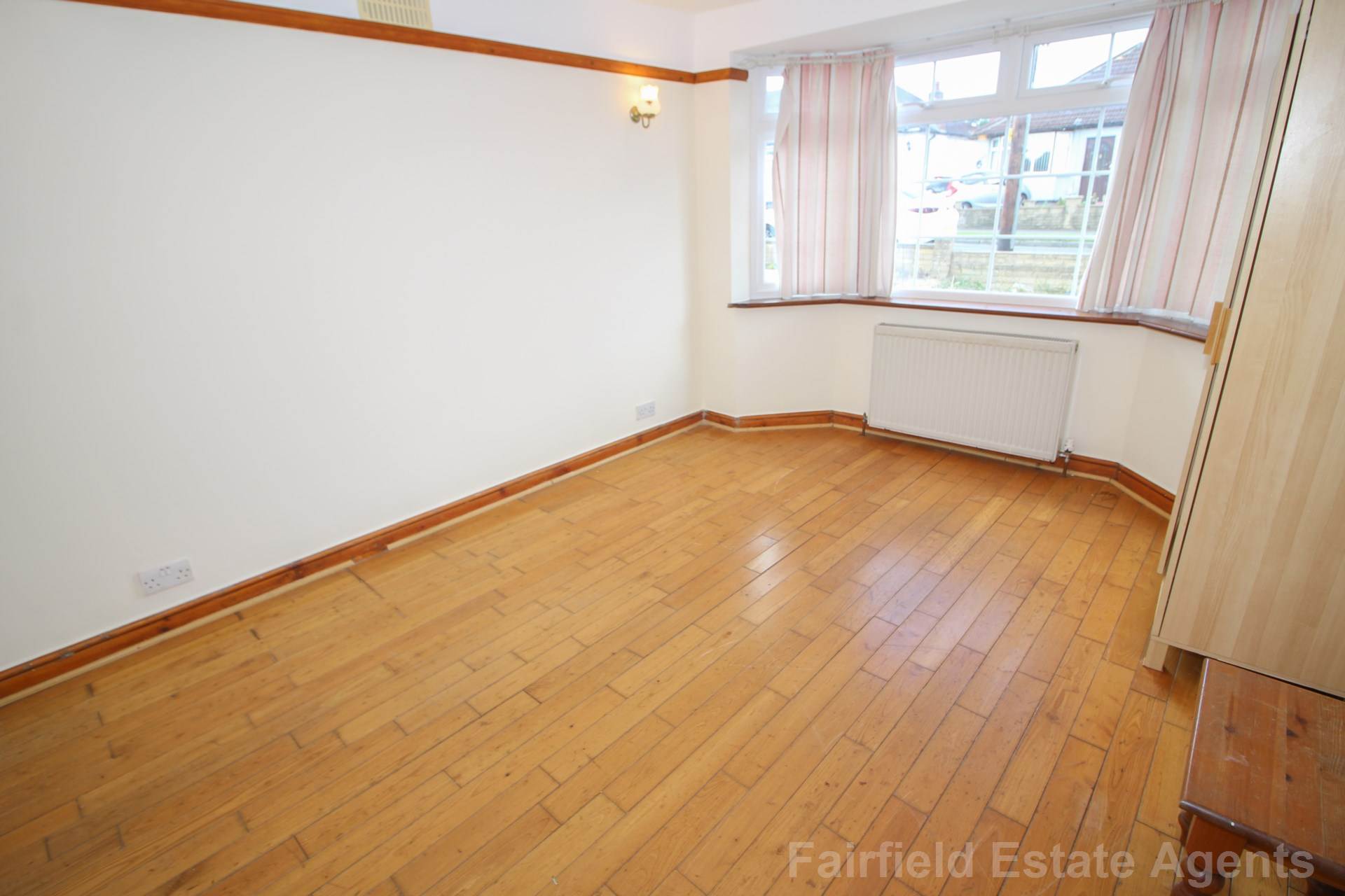 Additional Property Image 3 bedroom Detached to rent in Watford 9