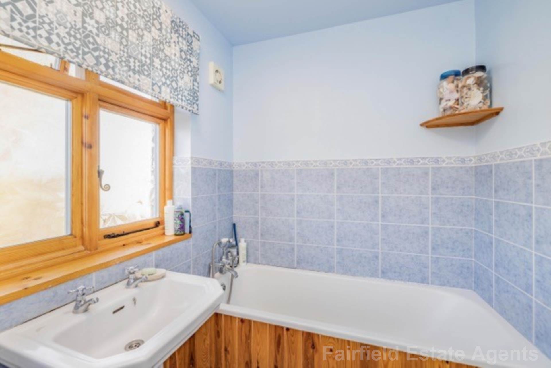 Additional Property Image 3 bedroom Semi Detached for sale in Watford 12