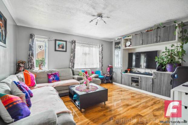 Additional Property Image 1 bedroom Flat for sale in Watford 2