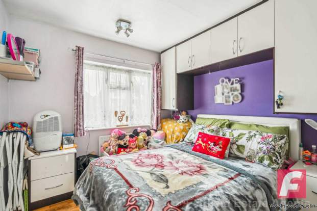 Additional Property Image 1 bedroom Flat for sale in Watford 4