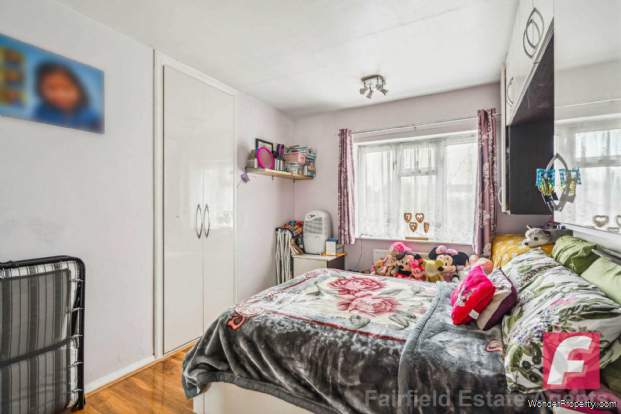 Additional Property Image 1 bedroom Flat for sale in Watford 7