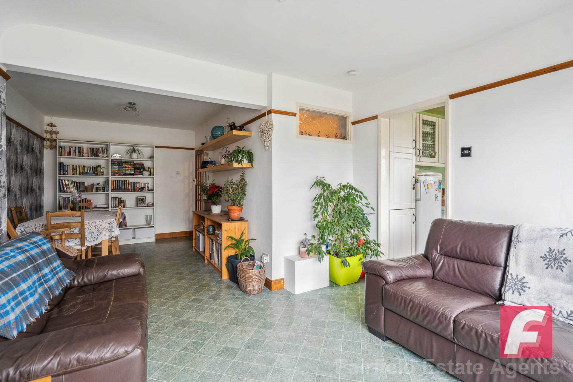 Additional Property Image 3 bedroom Semi Detached Bungalow for sale in Watford 6