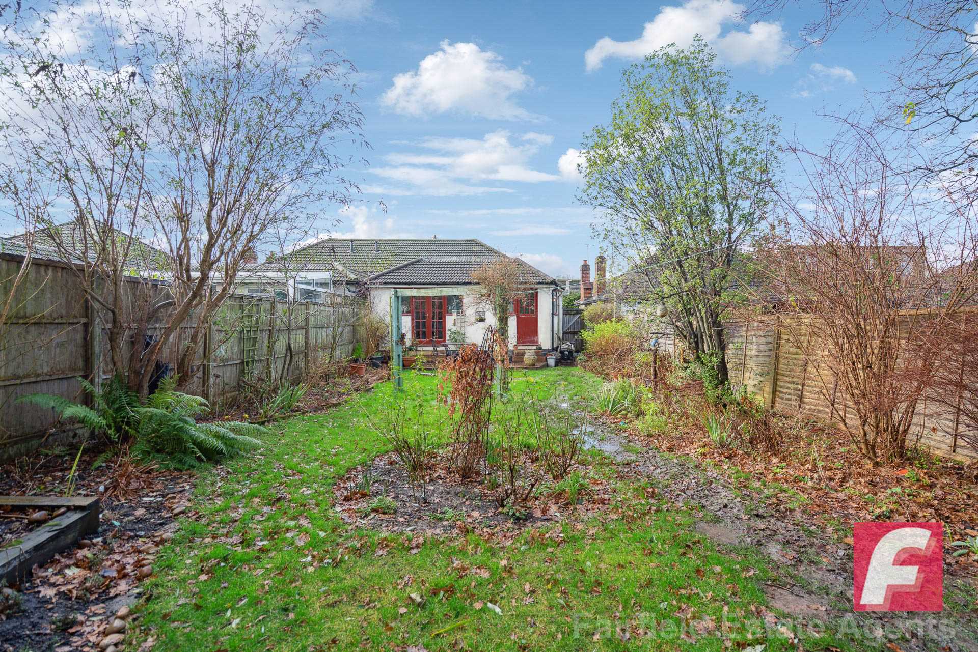 Additional Property Image 3 bedroom Semi Detached Bungalow for sale in Watford 14