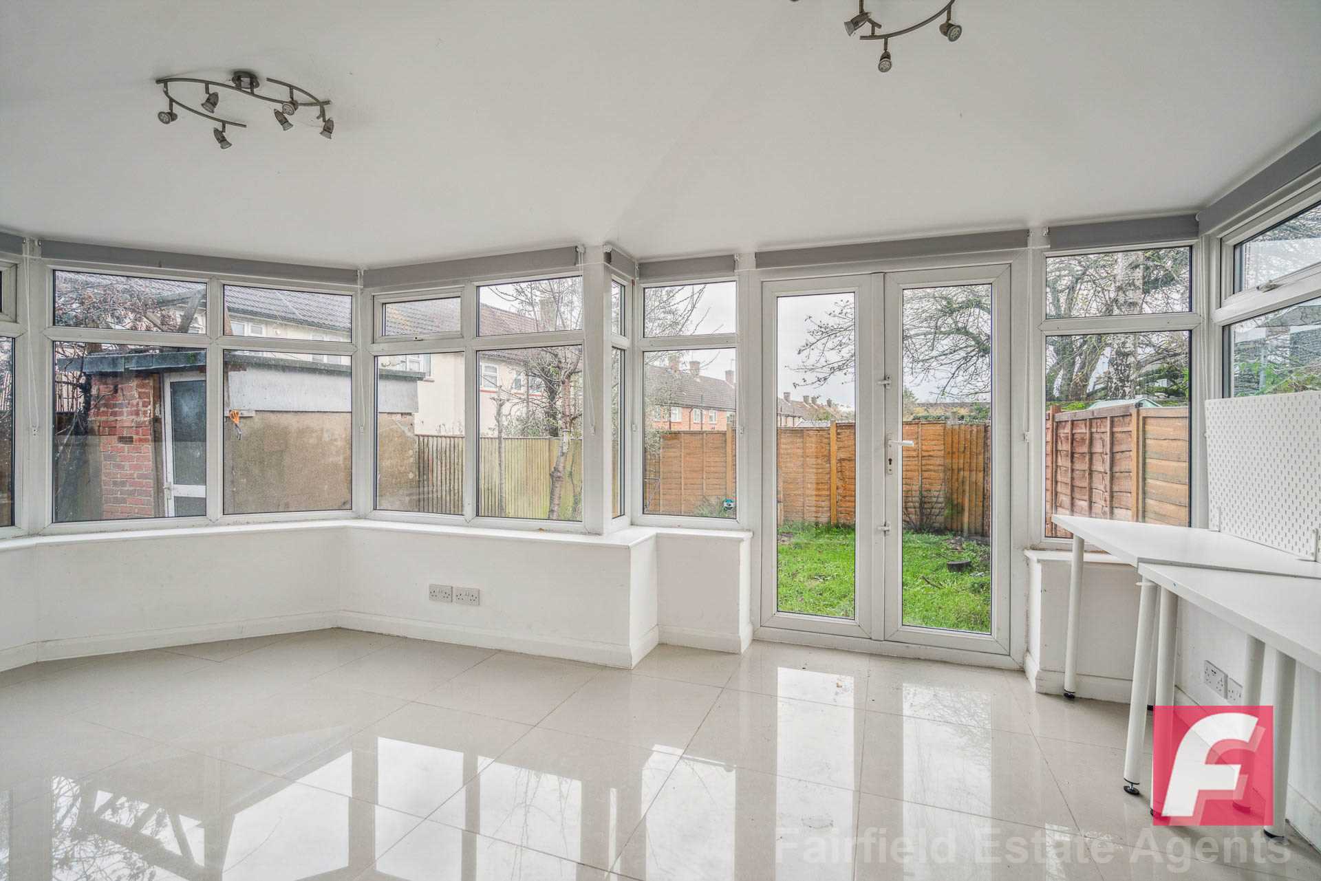 Additional Property Image 3 bedroom Semi Detached to rent in Watford 4