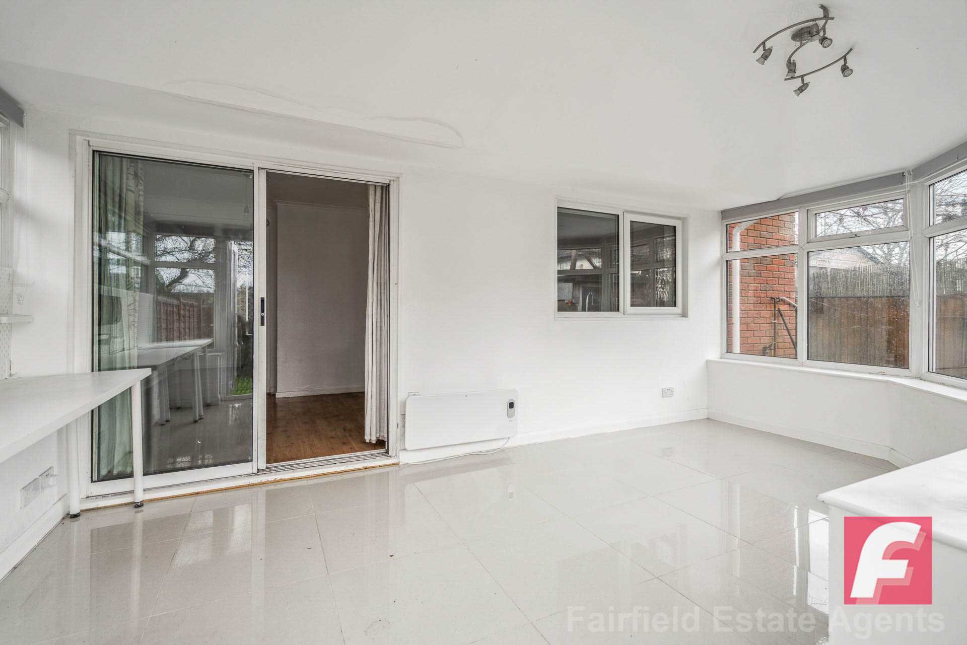 Additional Property Image 3 bedroom Semi Detached to rent in Watford 11