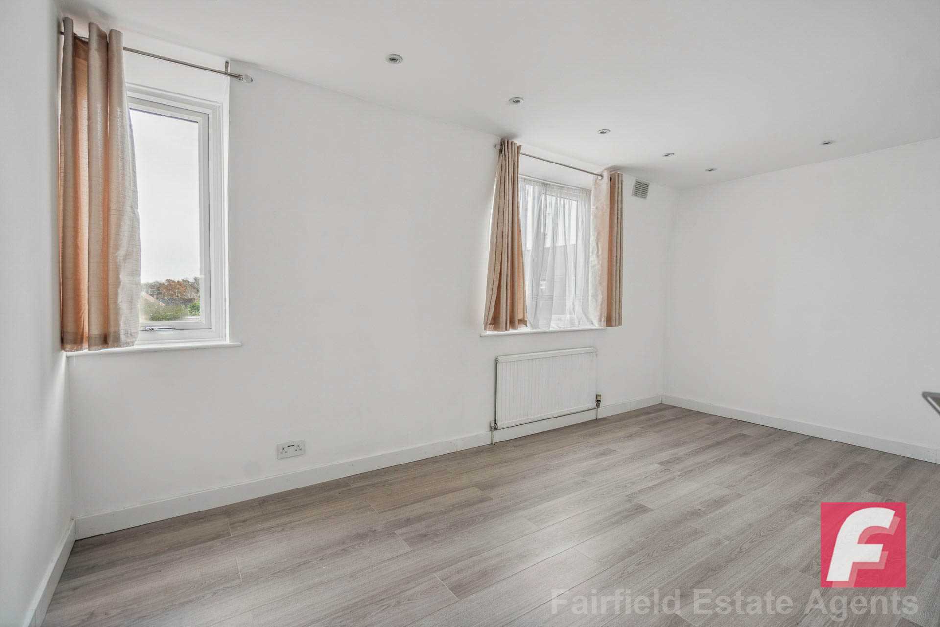 Additional Property Image 3 bedroom Semi Detached to rent in Watford 17