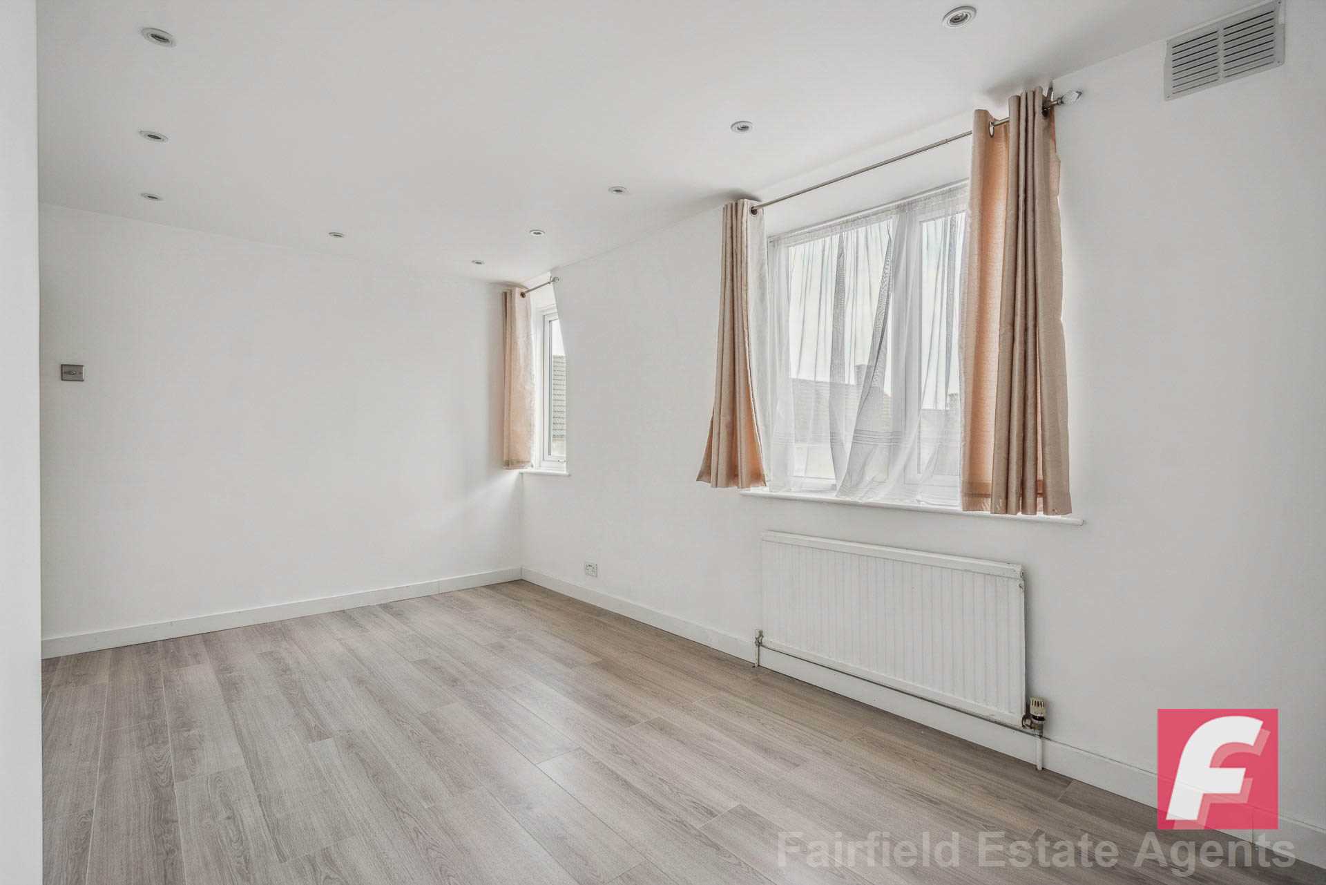 Additional Property Image 3 bedroom Semi Detached to rent in Watford 18