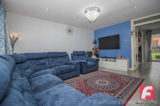 Additional Property Image 2 bedroom Terraced for sale in Watford 2