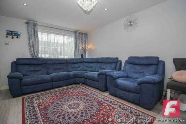Additional Property Image 2 bedroom Terraced for sale in Watford 6